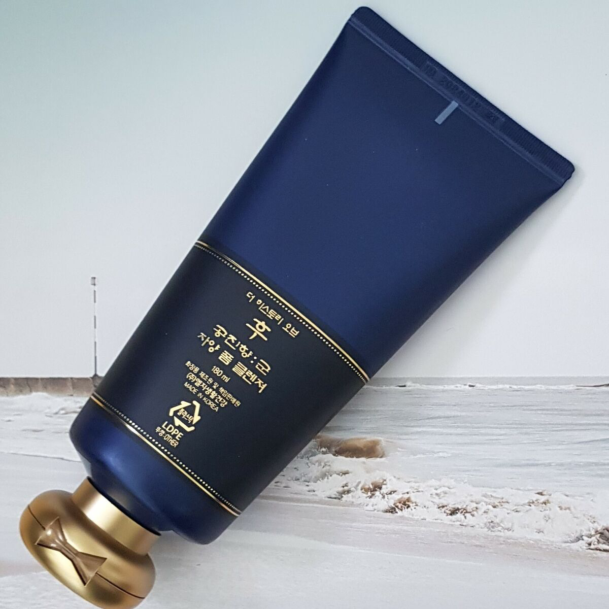 THE HISTORY OF WHOO Gongjinhyang Cleansing Foam Special Set for men 180ml + 40ml