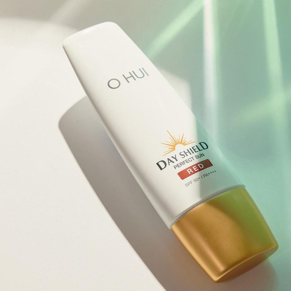 OHUI SPF50+/PA++++ red with a green base , toner , emulsion and cleansing foam set