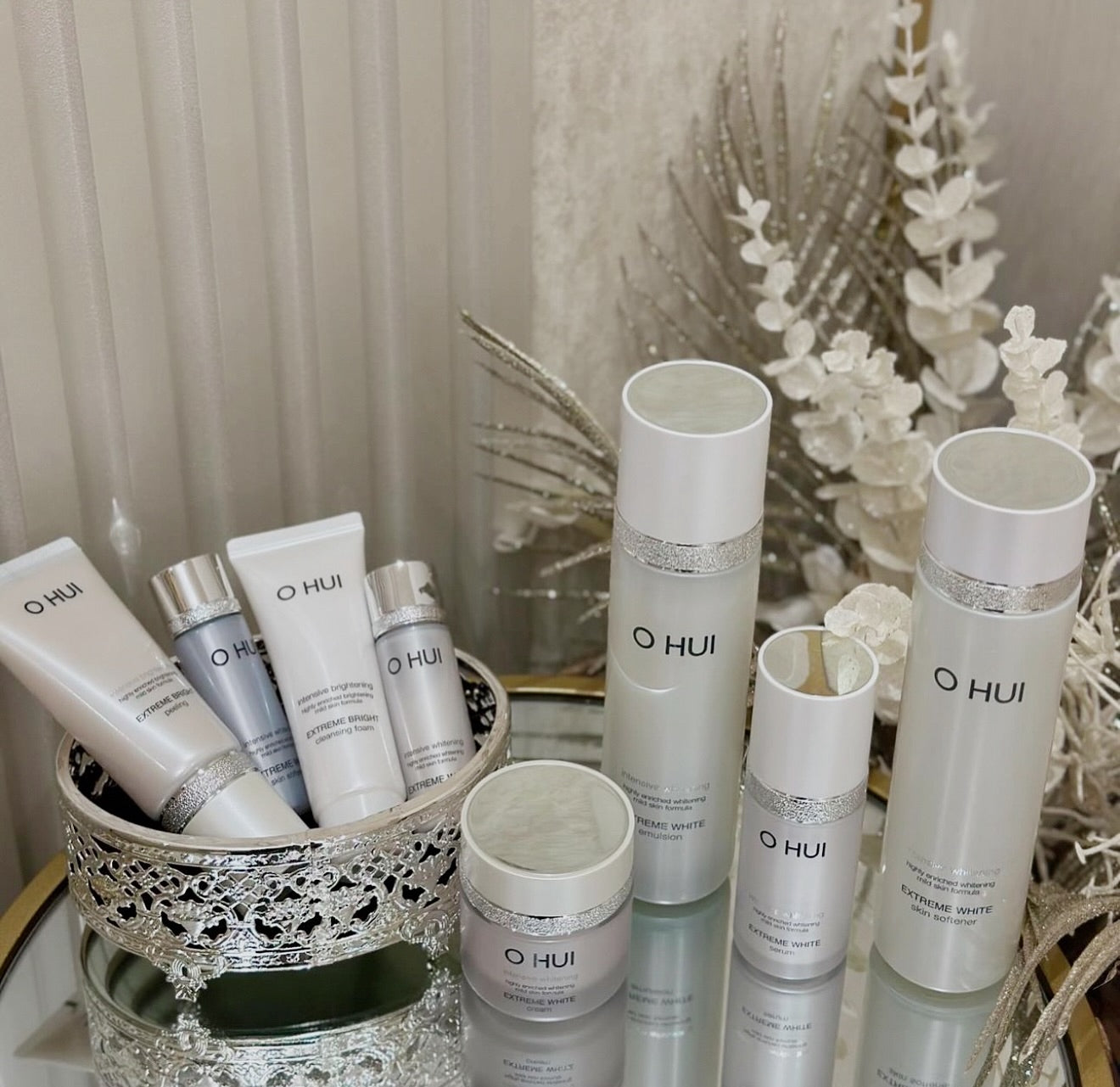 OHUI korean premium brand Extreme White set agains pigmentation and melasma