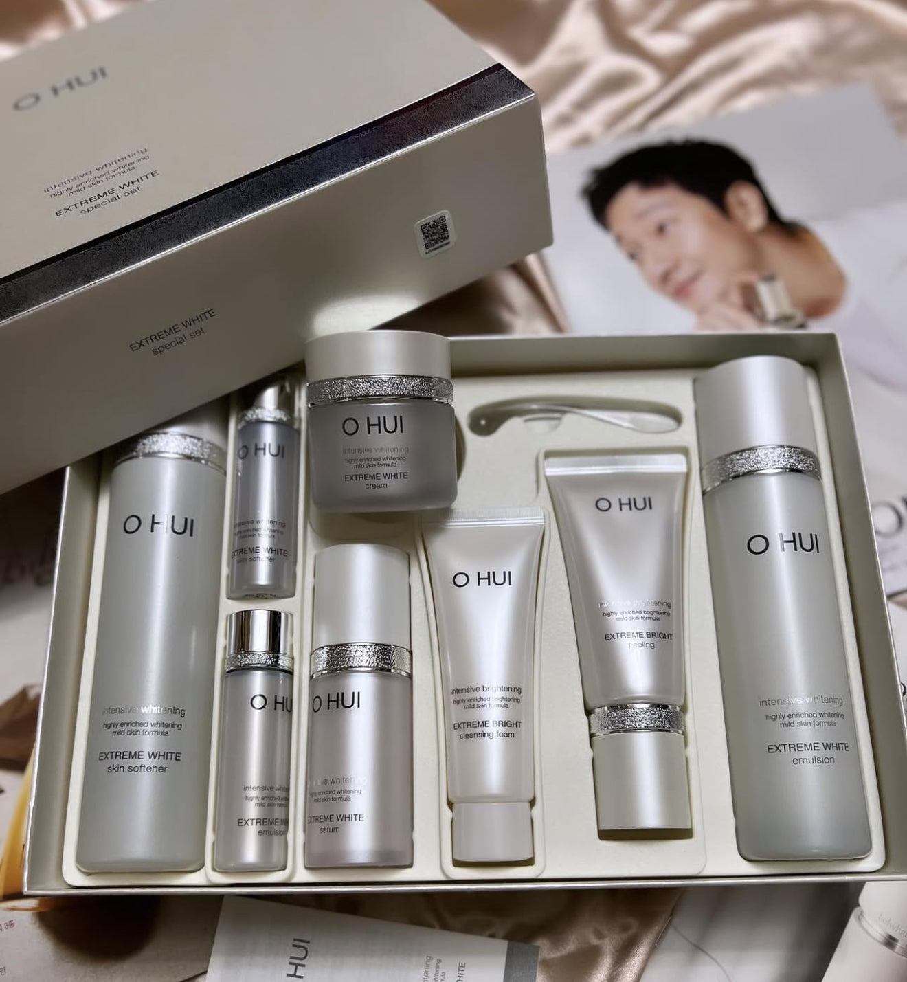 OHUI korean premium brand Extreme White set agains pigmentation and melasma