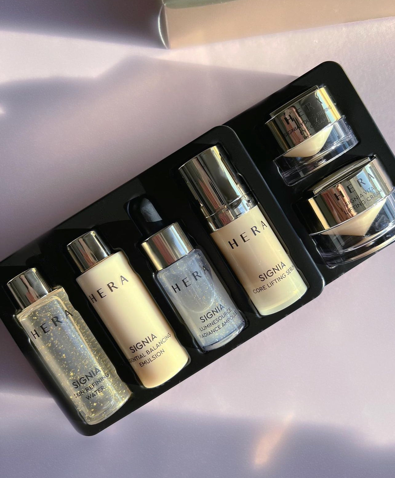 HERA SIGNIA Deluxe Kit 6 Items