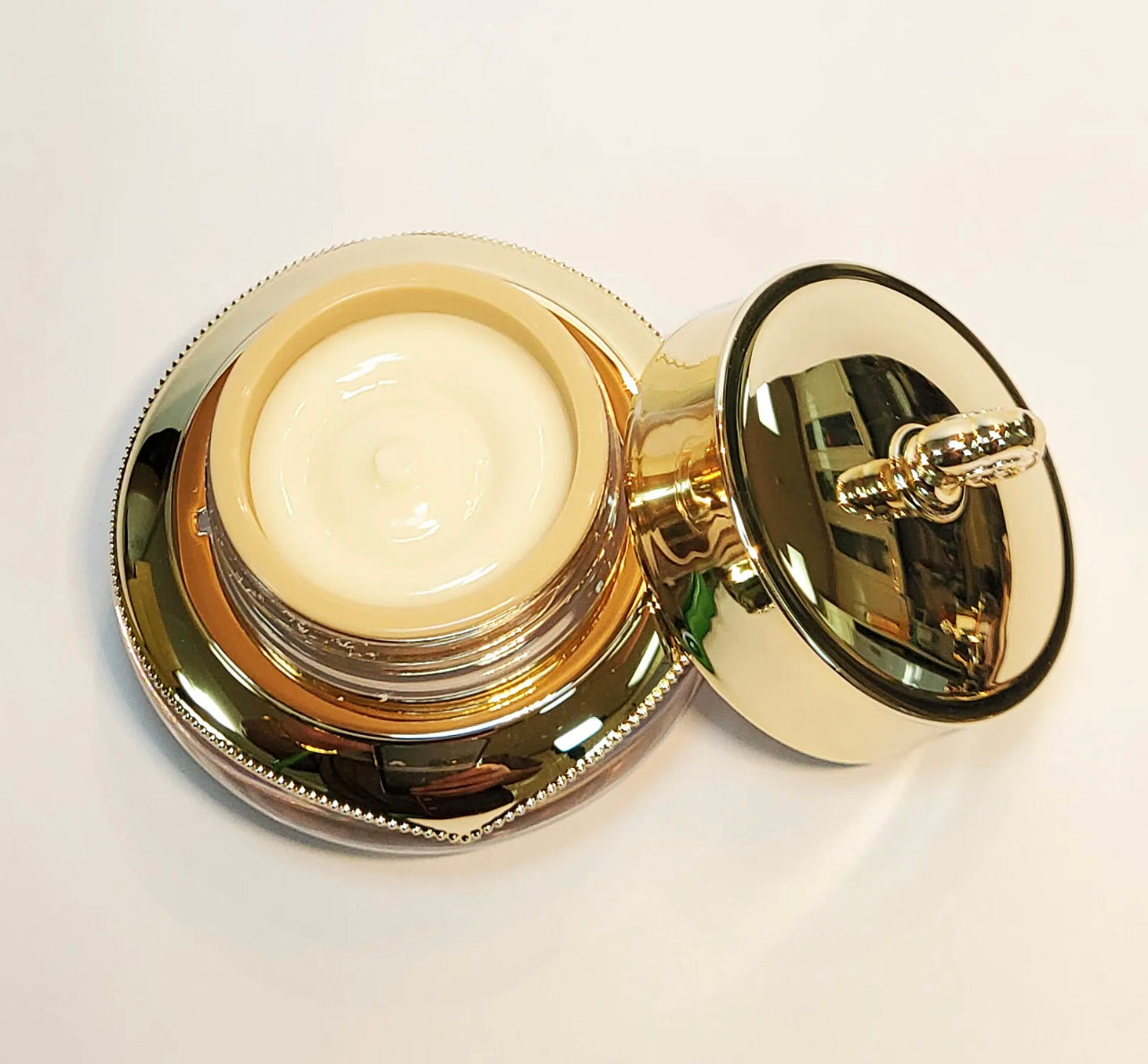 The History Of Whoo Cheongidan Radiant Regenerating Cream Trio Gift set 10 ml x 3 jars
