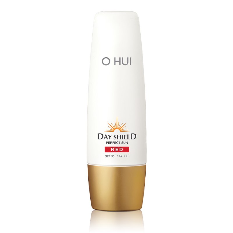 OHUI SPF50+/PA++++ red with a green base , toner , emulsion and cleansing foam set