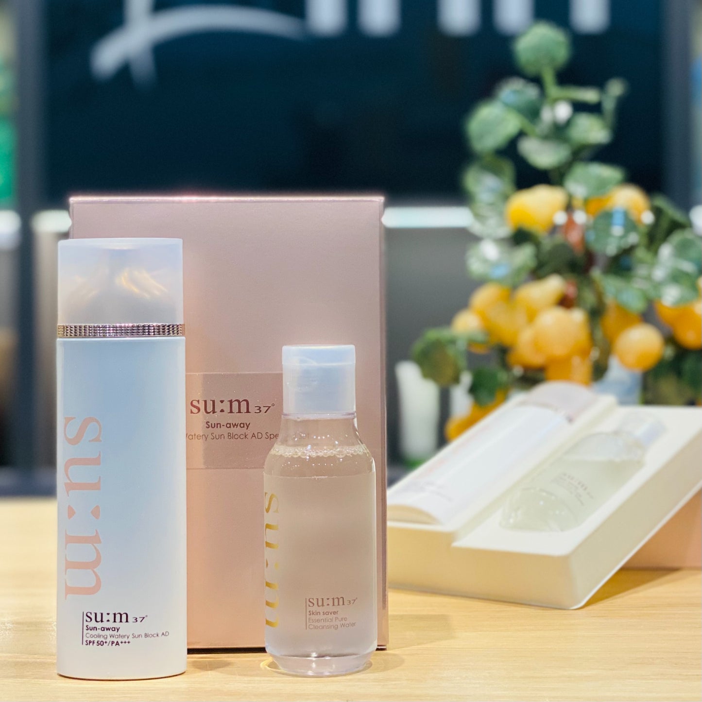 Su:m37 Multi-Effect Sunblock Set – Ultimate UV Protection & Skincare