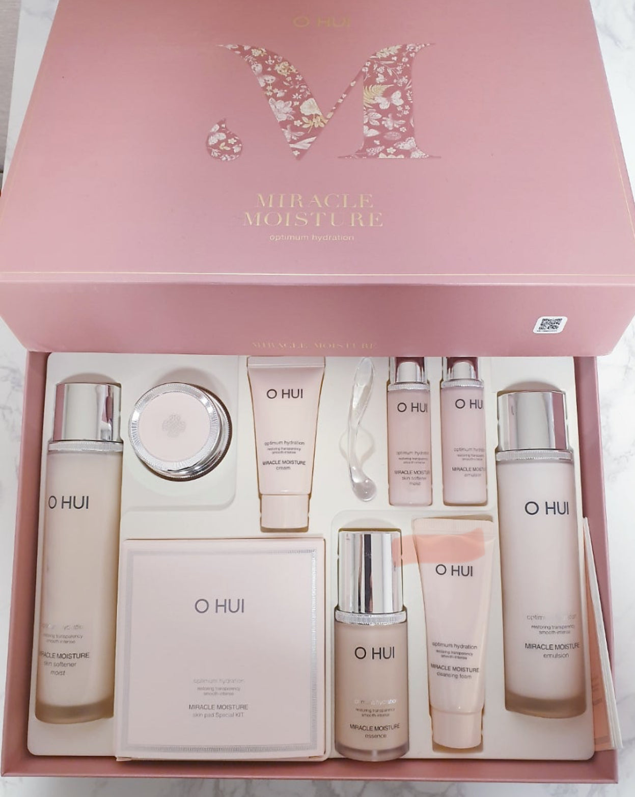 OHUI Korean premium Miracle Moisture optimum hydration set with ceramids